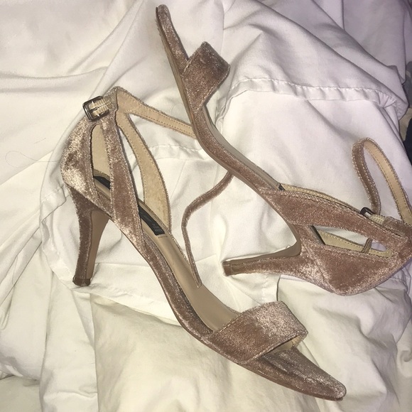 Steve Madden Velvet Pink Heels - Picture 1 of 4